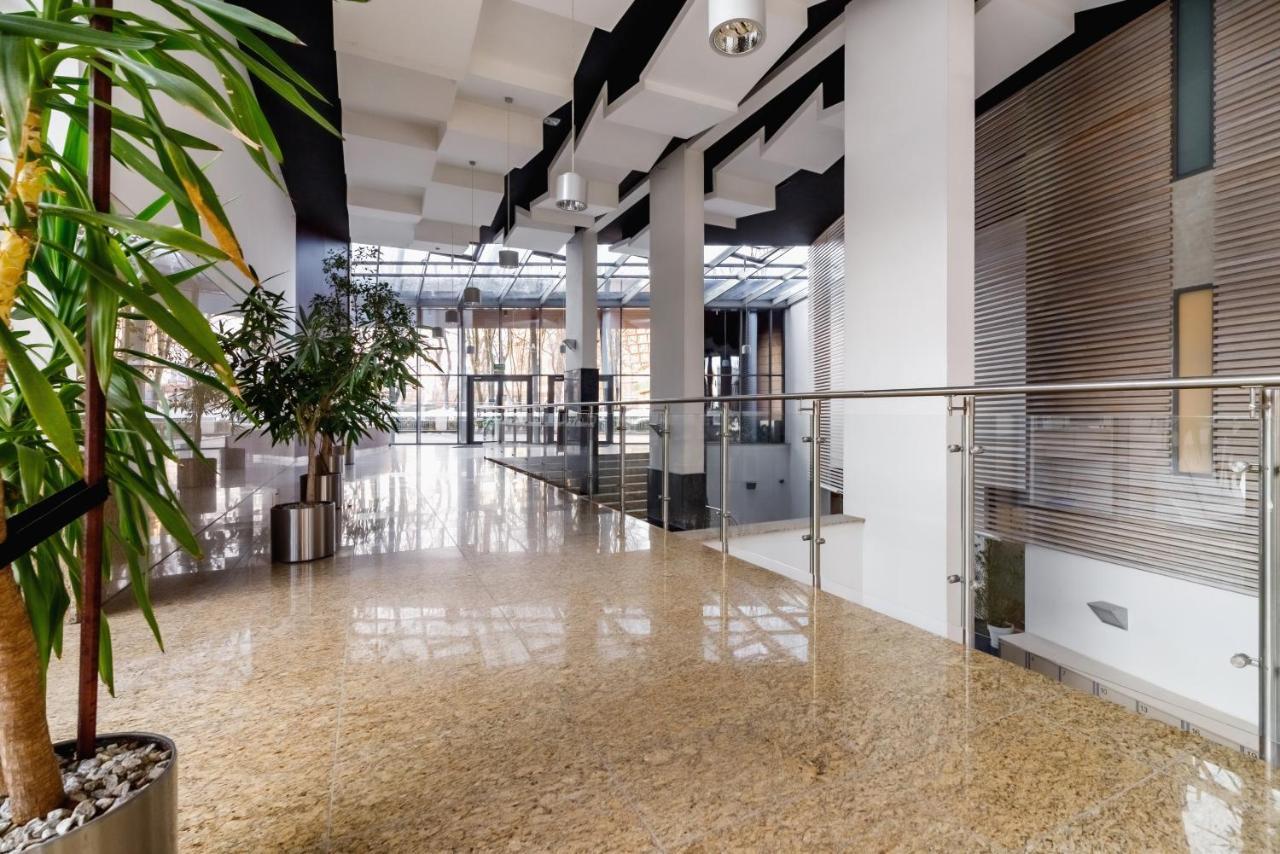 Premium Apartment Ludwinowska Kraków by Renters Exterior foto