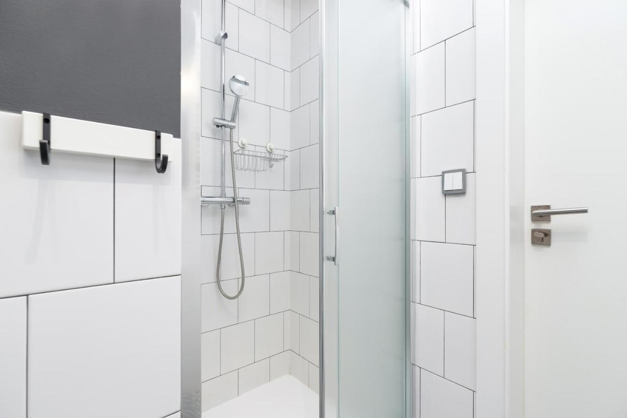Premium Apartment Ludwinowska Kraków by Renters Exterior foto