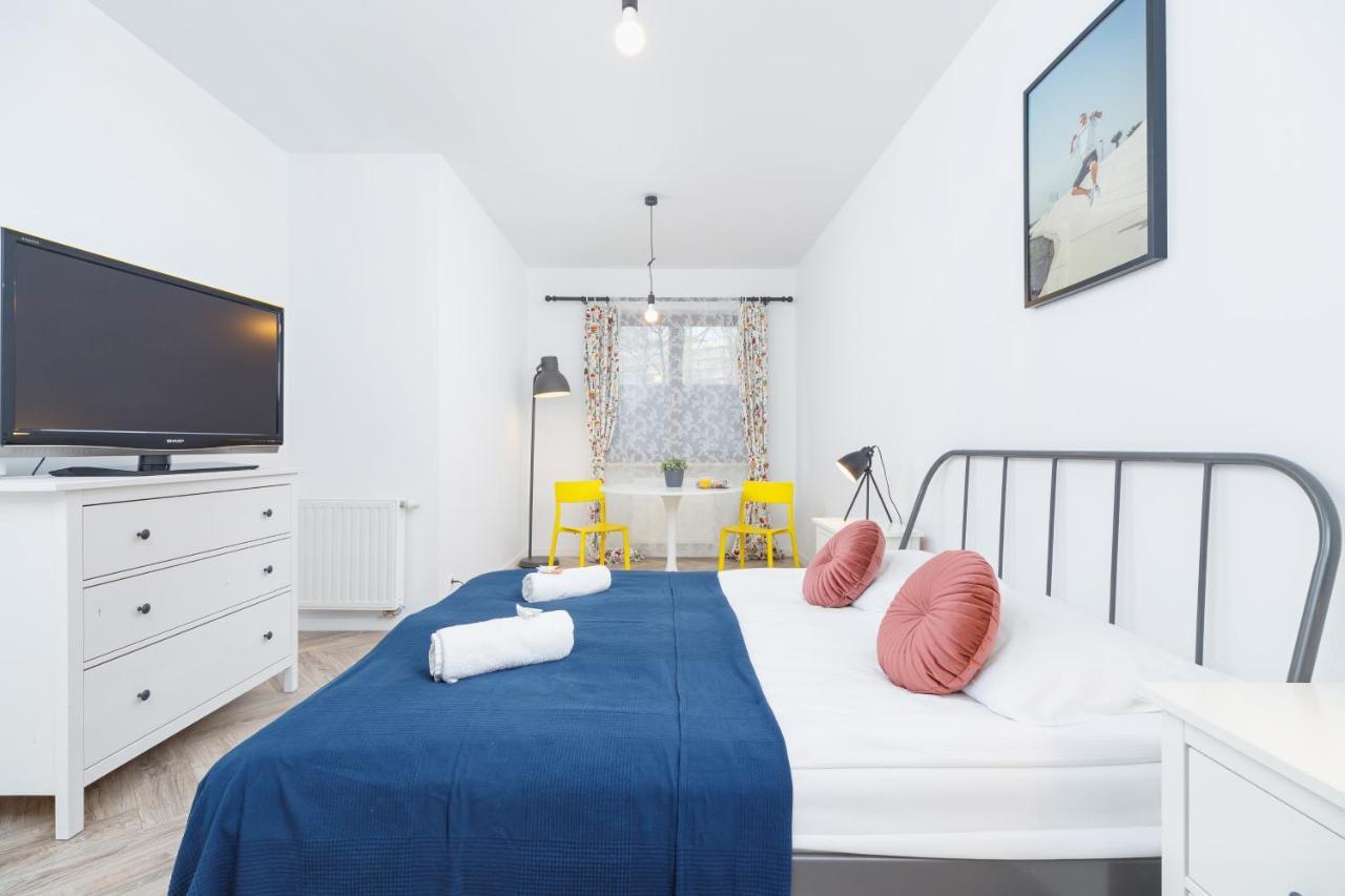 Premium Apartment Ludwinowska Kraków by Renters Exterior foto