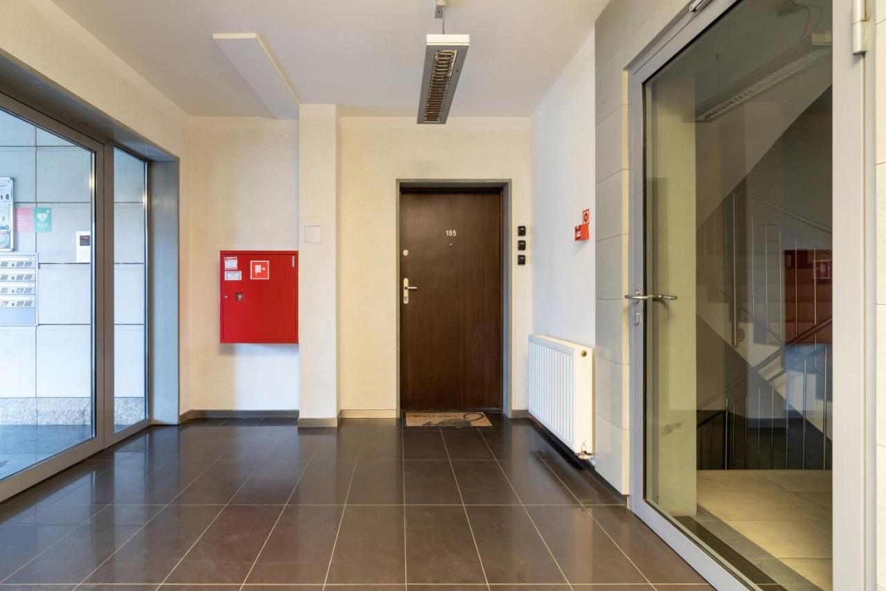 Premium Apartment Ludwinowska Kraków by Renters Exterior foto