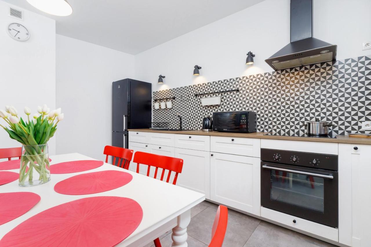 Premium Apartment Ludwinowska Kraków by Renters Exterior foto