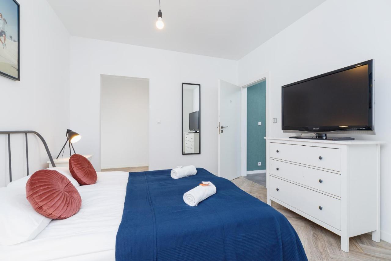Premium Apartment Ludwinowska Kraków by Renters Exterior foto