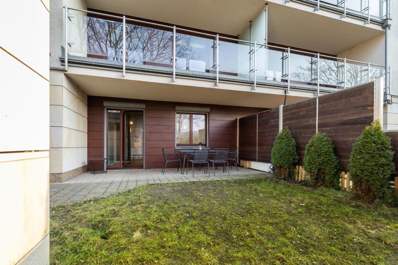 Premium Apartment Ludwinowska Kraków by Renters Exterior foto