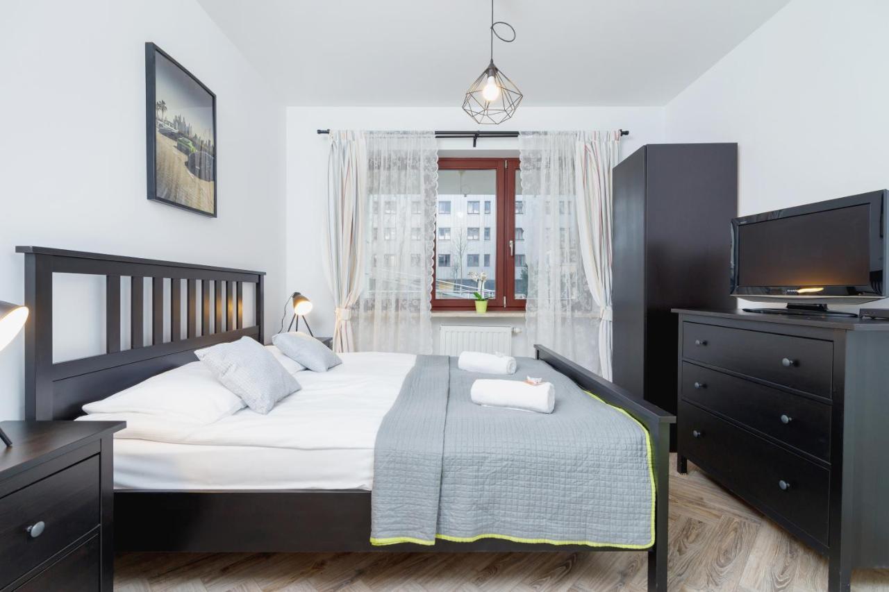 Premium Apartment Ludwinowska Kraków by Renters Exterior foto